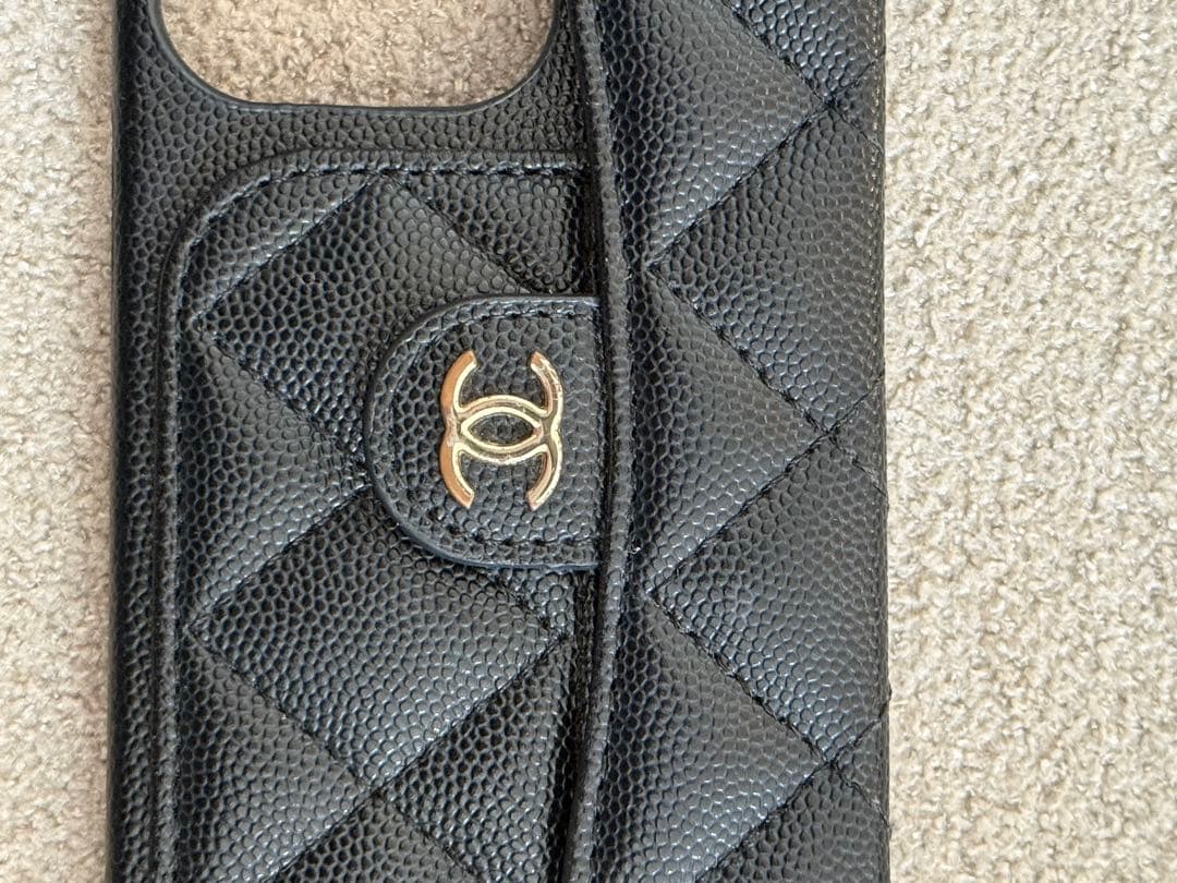 【CHANEL】 iPhone13Pro スマホケース