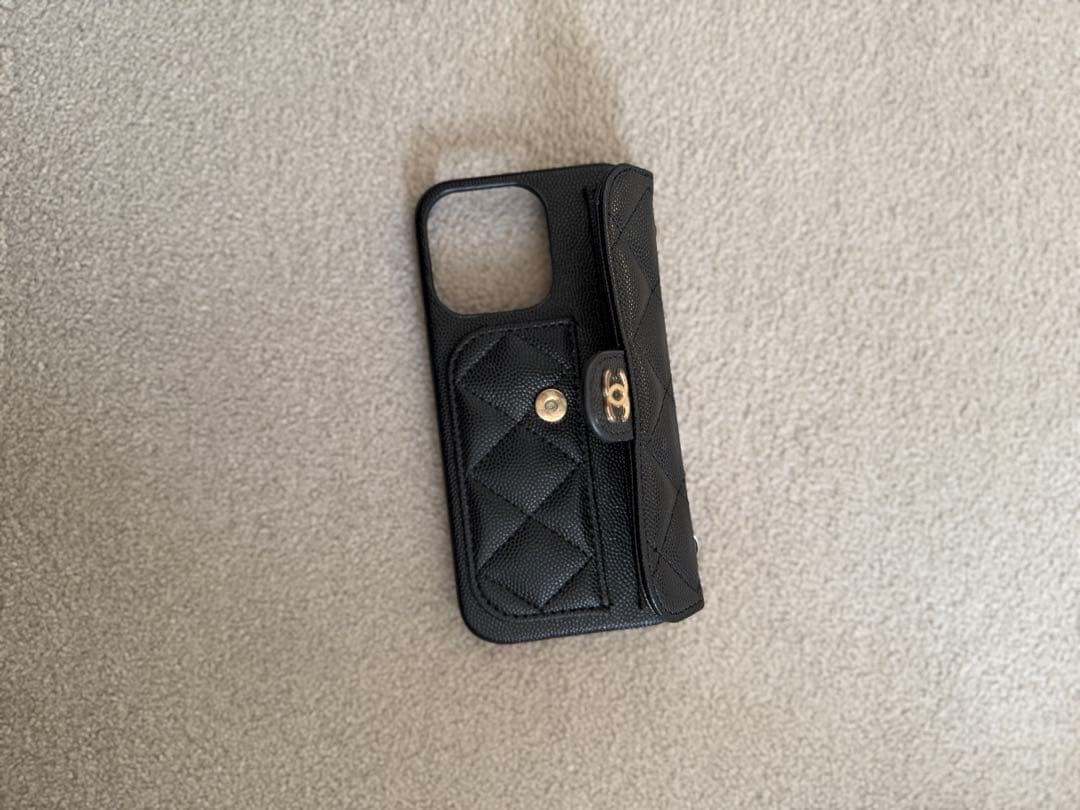 【CHANEL】 iPhone13Pro スマホケース