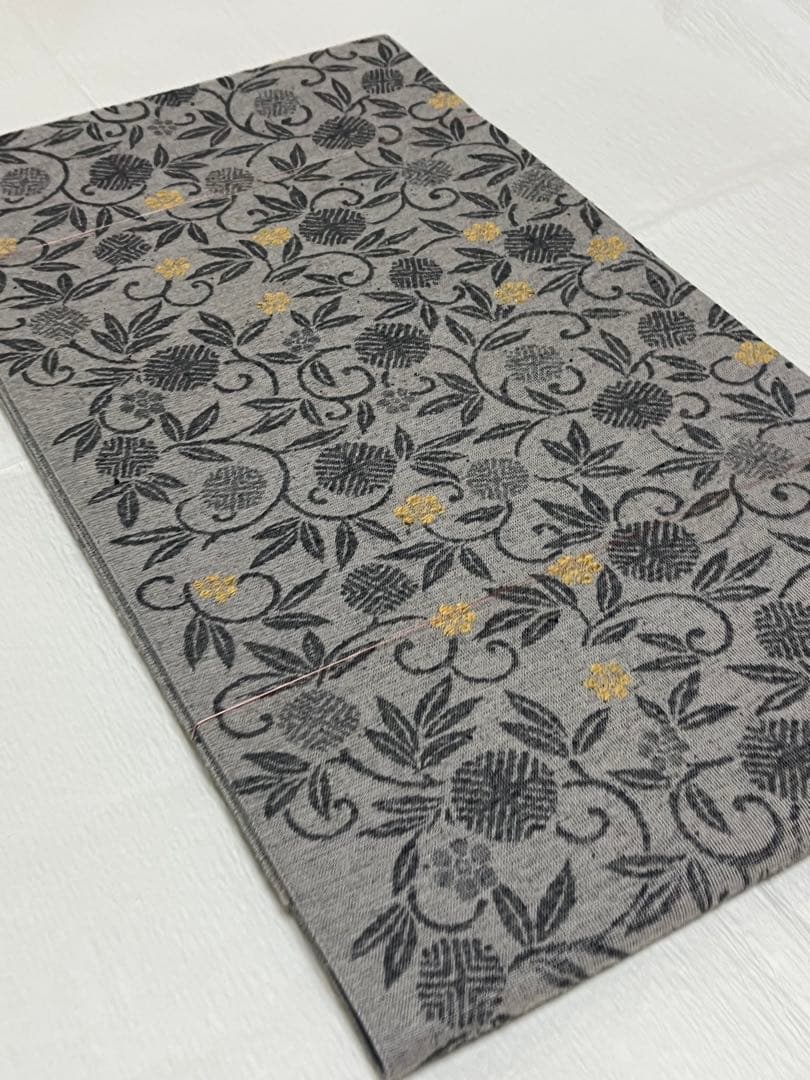 【門間貴美子 】新品未使用　正絹 洒落袋帯 草花唐草文様 錫色グレー 紬調