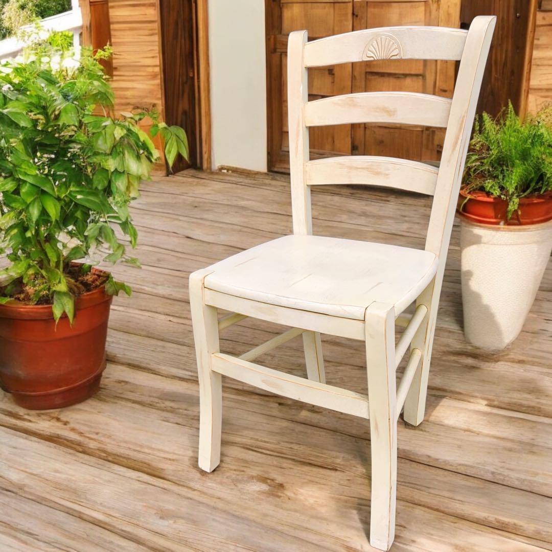 【美品】シャビー ダイニングチェア 木製 アンティーク調 ビンテージ 椅子①