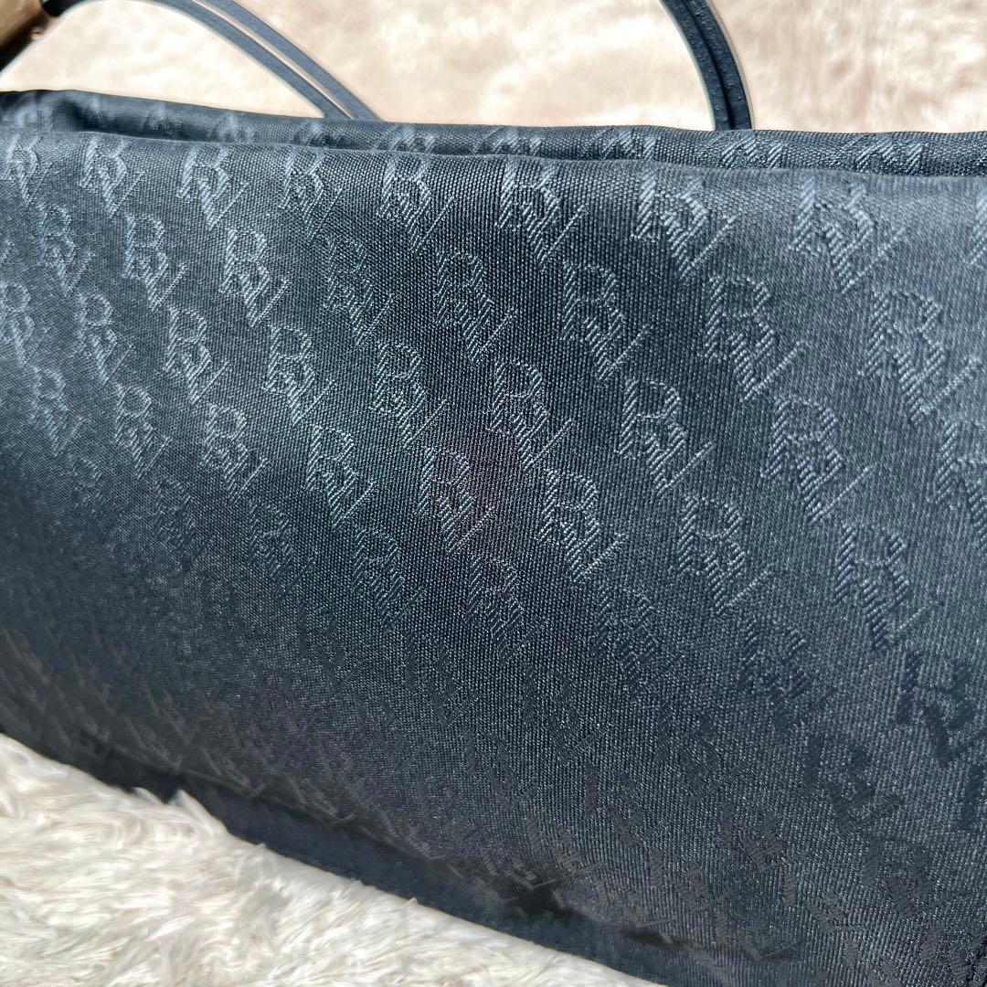 BOTTEGA VENETA ボッテガ アクセサリーポーチ ロゴ総柄