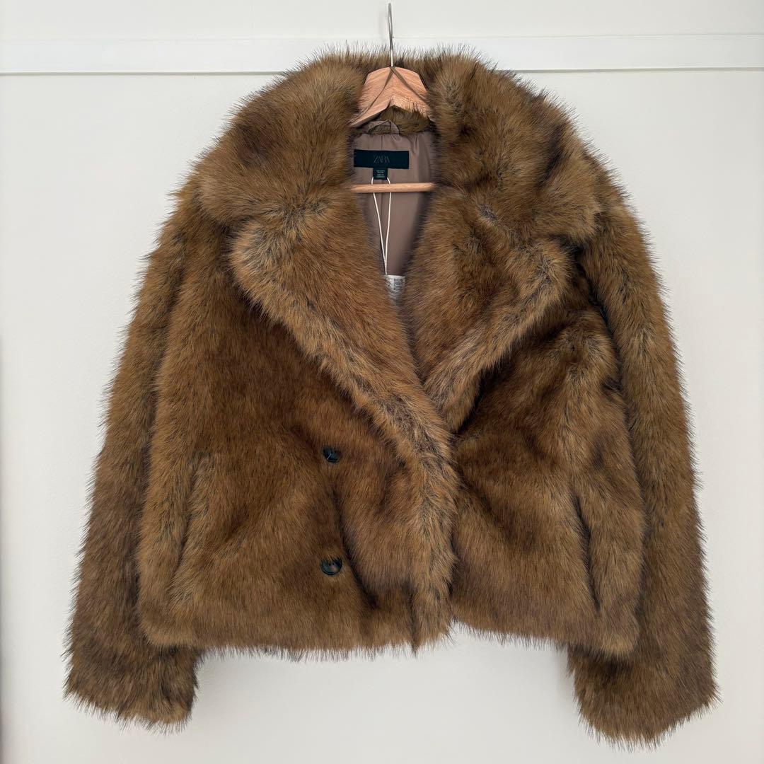 【新品】ZARAのショートフェイクファーコート Sサイズ ブラウン 完売品