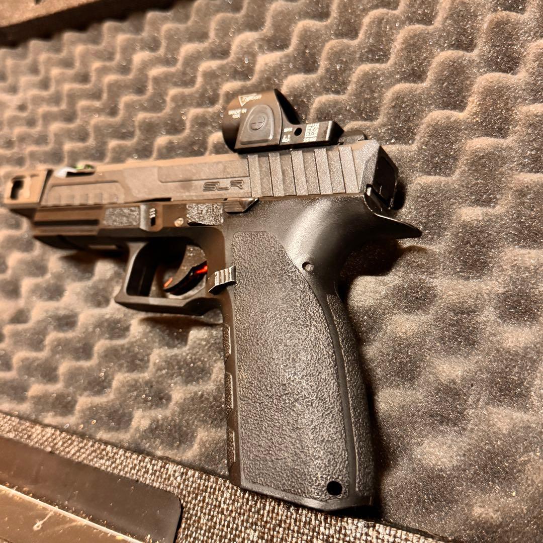 ヨ*屋様 運*官様 【注意事項あり必ずご確認を】Carbon8 STRIKER