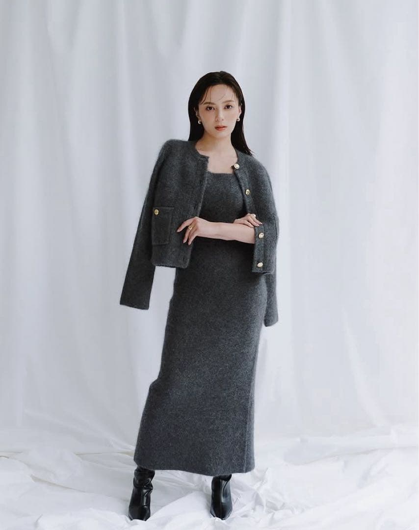 新品カシミヤブレンドノーカラーニットジャケット