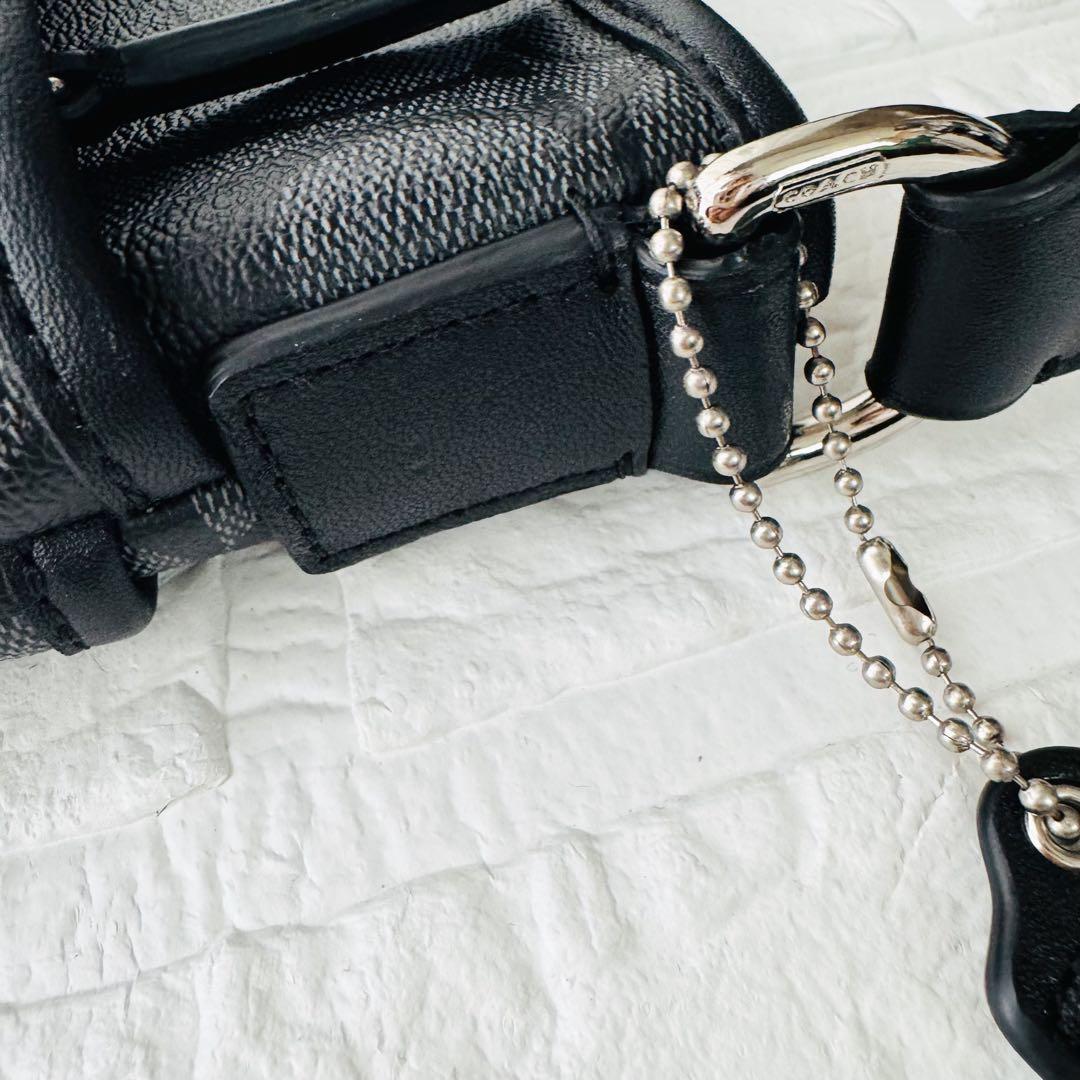 COACHコーチ 【新品未使用】レザー シグネチャー　ショルダーバッグ ブラック