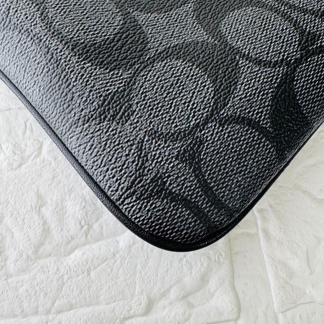 COACHコーチ 【新品未使用】レザー シグネチャー　ショルダーバッグ ブラック