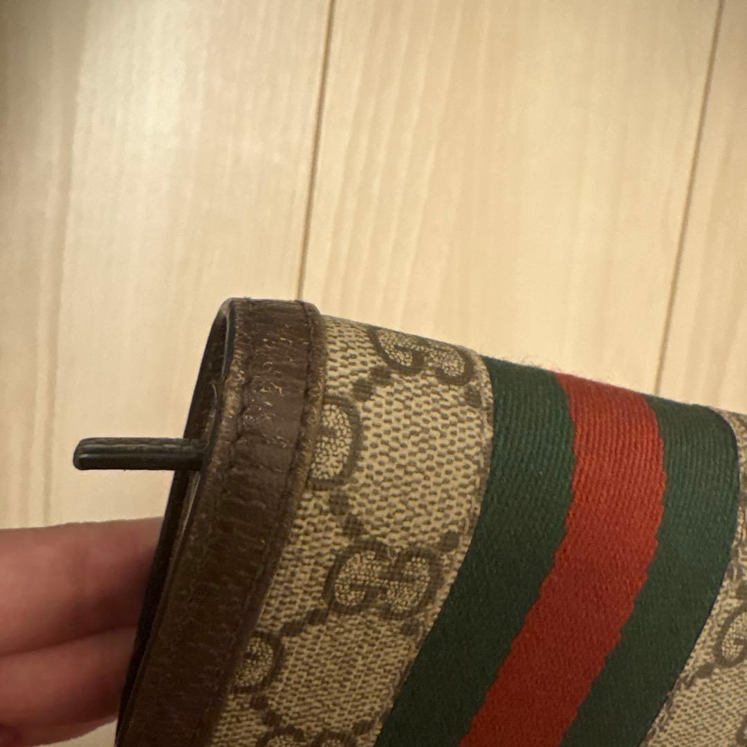 GUCCI 折りたたみ財布