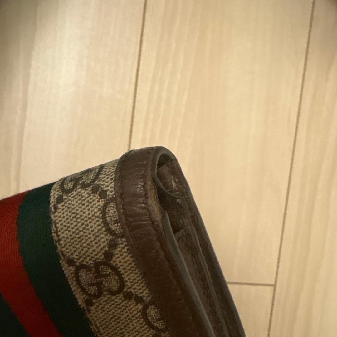 GUCCI 折りたたみ財布