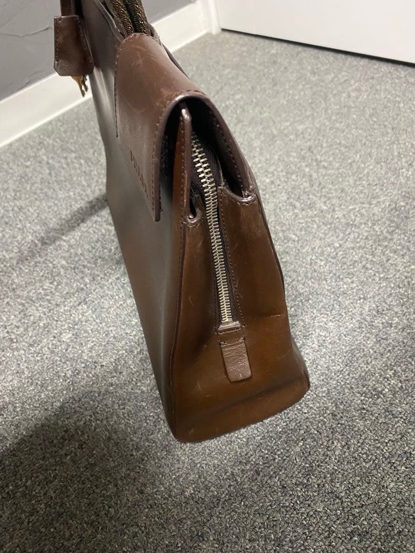 【本革】PRADA トートバッグ　ビジネスバッグ