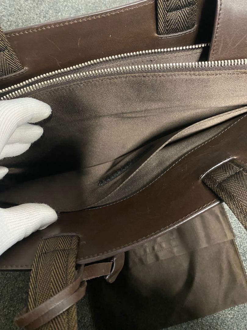 【本革】PRADA トートバッグ　ビジネスバッグ