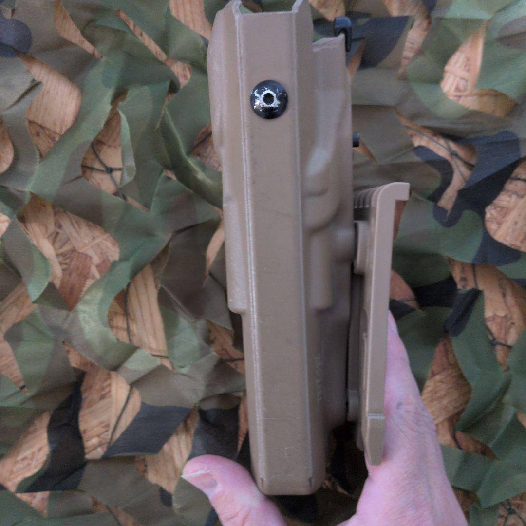 Safariland タンカラー ホルスター