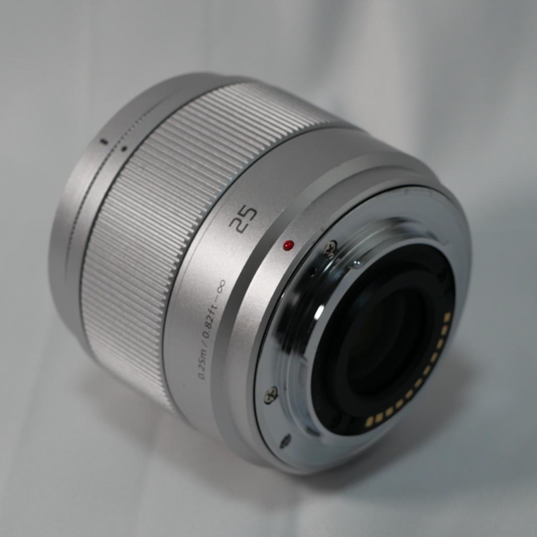Panasonic 25mm F1.7 レンズ　シルバー　H-H025-S