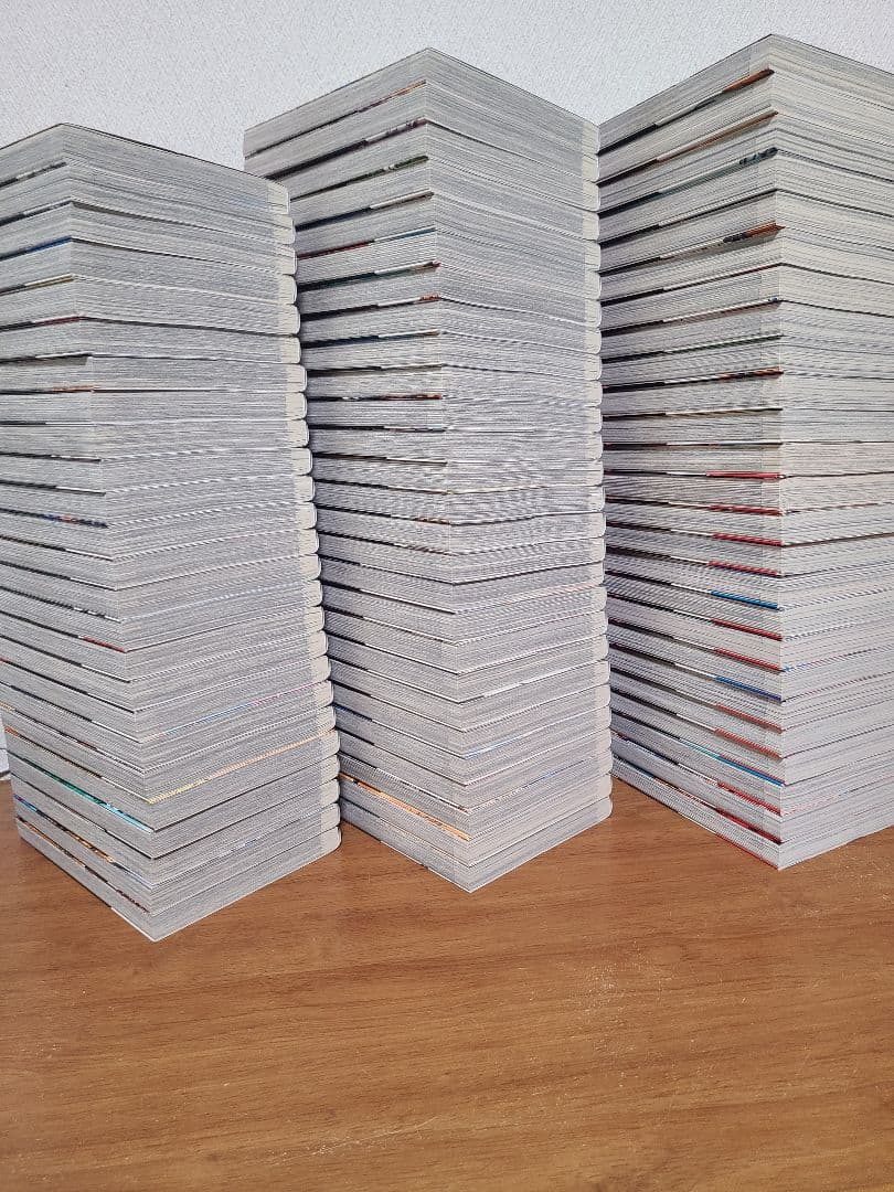 キングダム 1～77巻 公式ガイドブック3冊+伍×2冊 ヤケ無しの美品です！