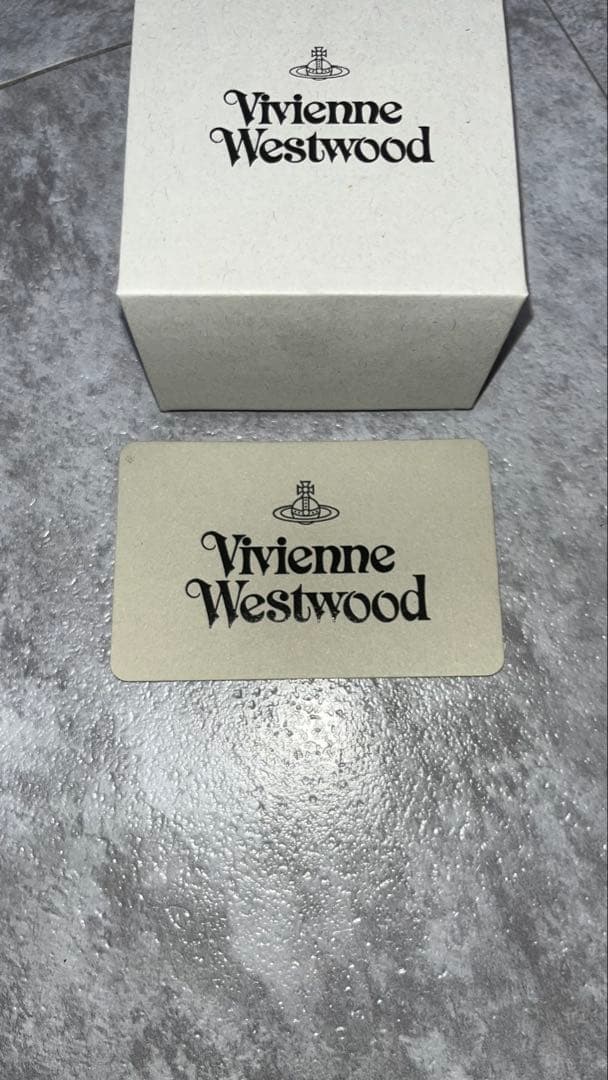 B*Y様 Vivienne Westwood MAN BOBBY シングルフープ