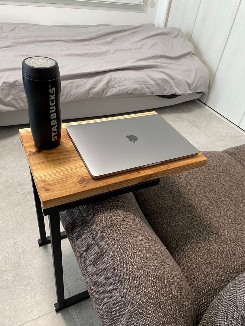 国産杉　無垢材　サイドテーブル　ハンドメイド　アイアン脚　即日発送