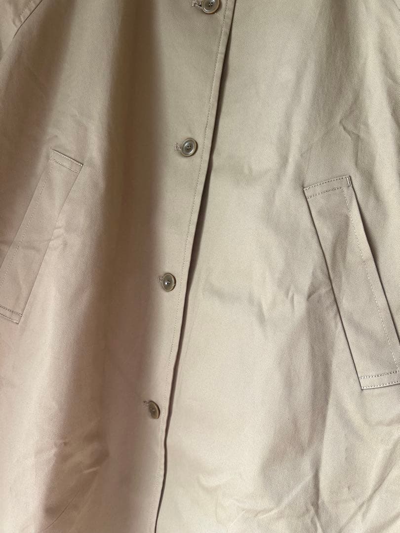 ぷ*ん様 コンジェ ペイエ アデュー トリステス　ベージュ ロングコート　ライナ