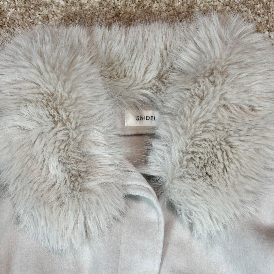 SNIDEL  スナイデル ファー付きミドルケープコート