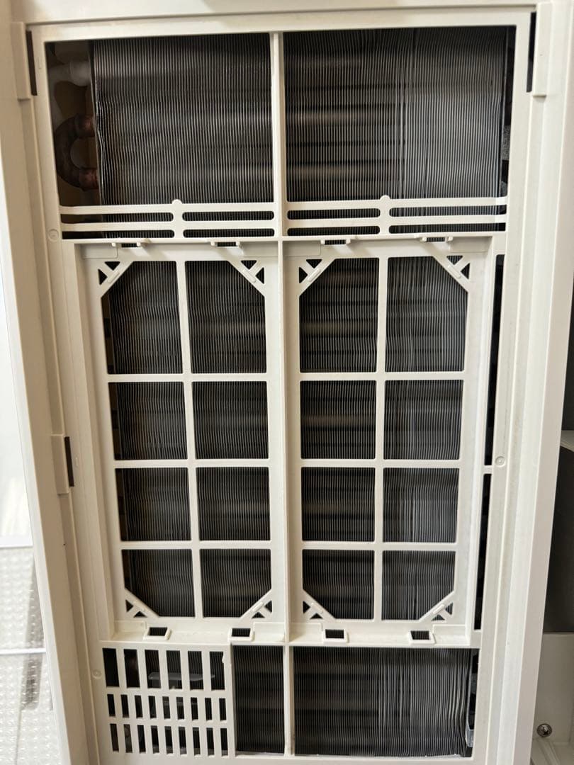 コロナルームエアコンウインド形冷房専用 型式CW-1617