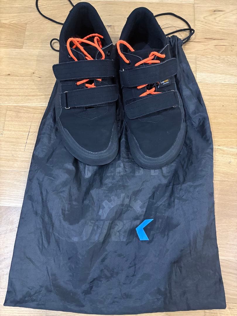 ONI JIRIKI アイアンホールドプロ　25.5cm