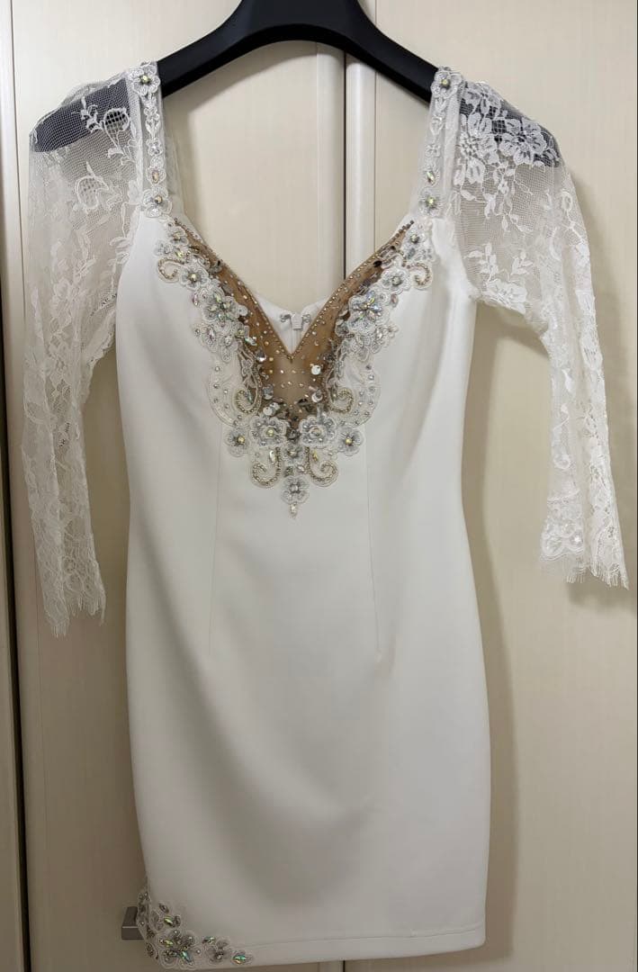 【Angel R】ビジュー 袖あり ミニドレス キャバドレス