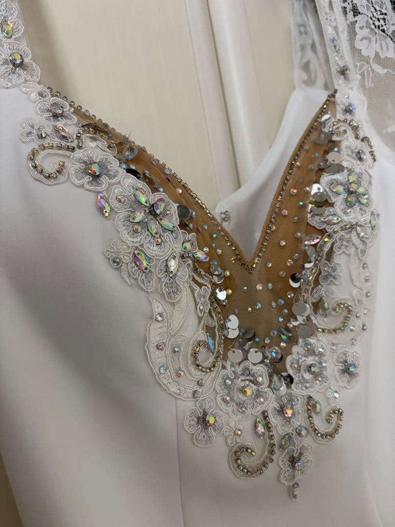 【Angel R】ビジュー 袖あり ミニドレス キャバドレス