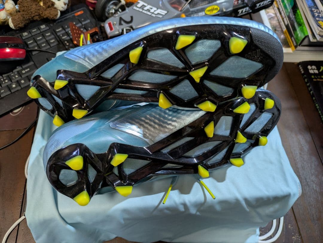 激レア！アディダス MESSI 15.1 FG/AG