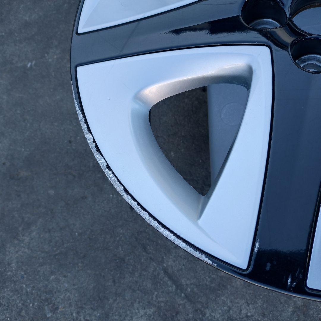 プリウス　50系　純正アルミホイール ①　1本のみ　17インチ 中古品