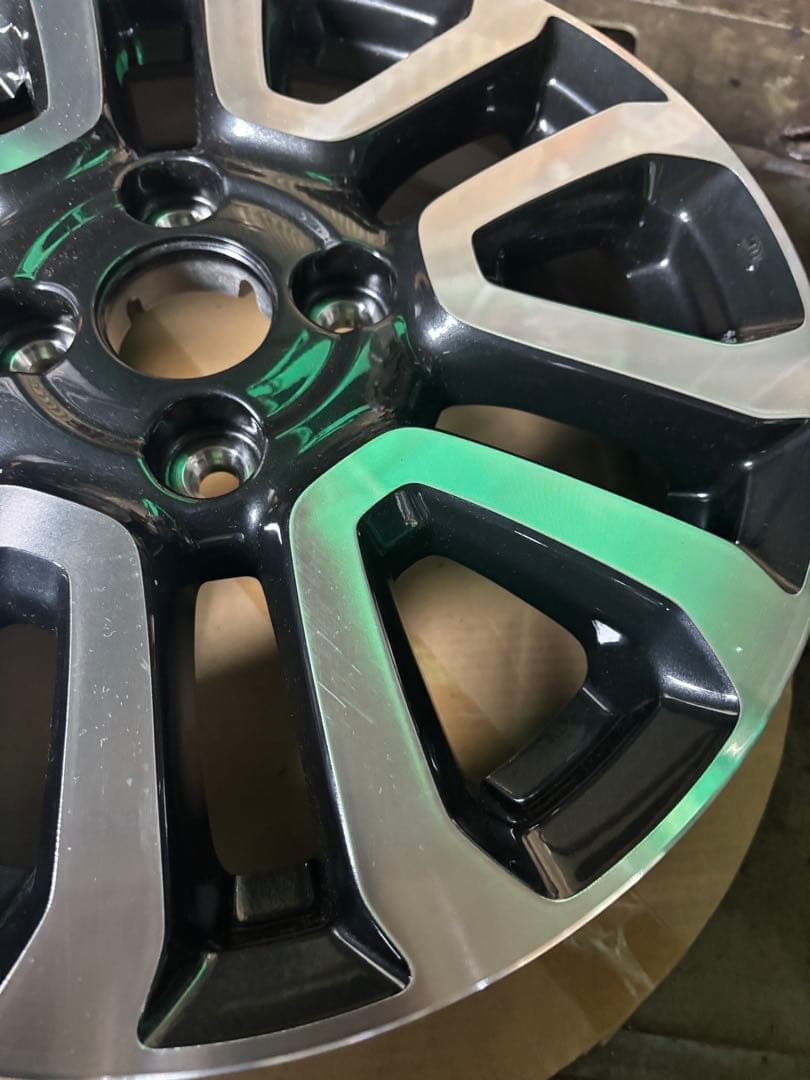 スズキ　ハスラー純正15インチアルミホイール1本　新品未使用品