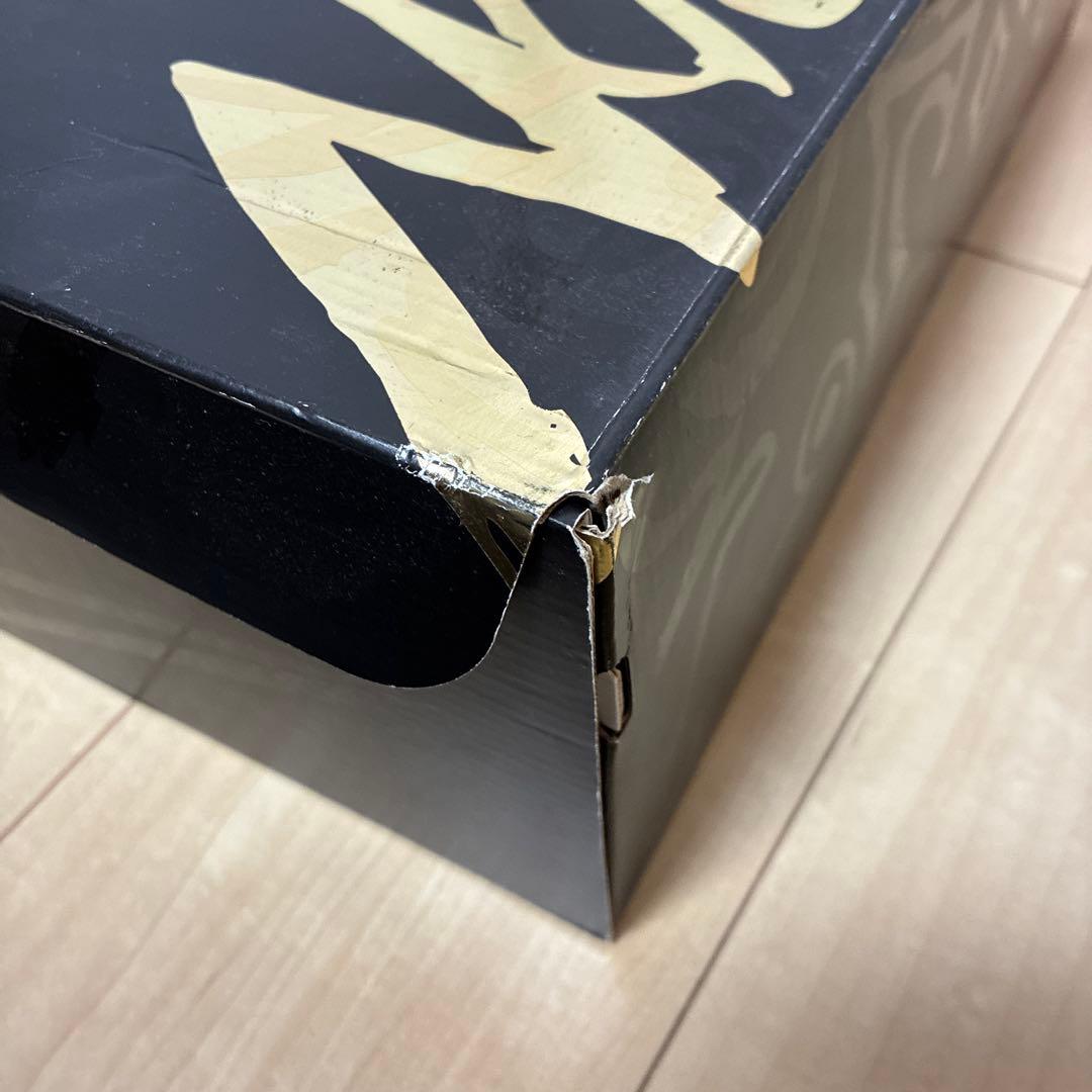 シューズ(男性用) Nike Lebron 17 \"Graffiti Remix Red\"