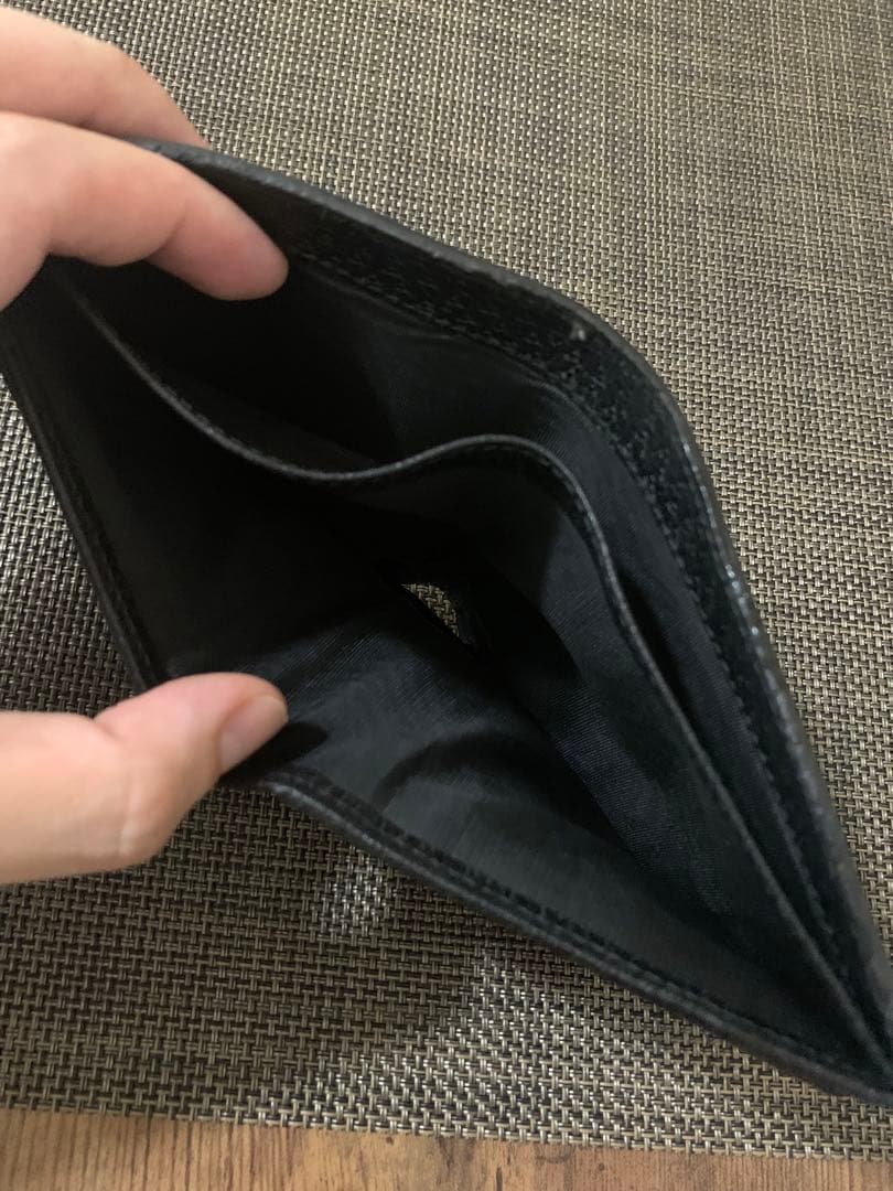 Gucci 二つ折り財布 黒 レザー トリコロールストライプ　シェリーライン