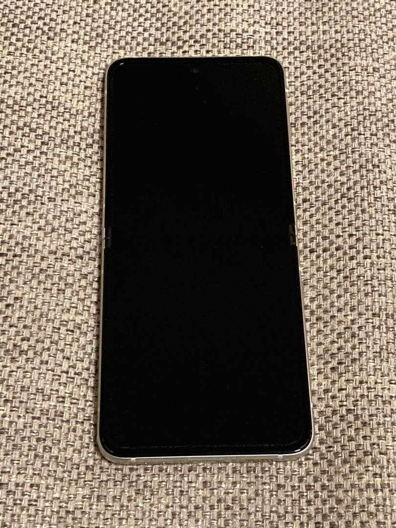 彩さん専用【未使用】Galaxy Z Flip3 5G ドコモ　リフレッシュ品