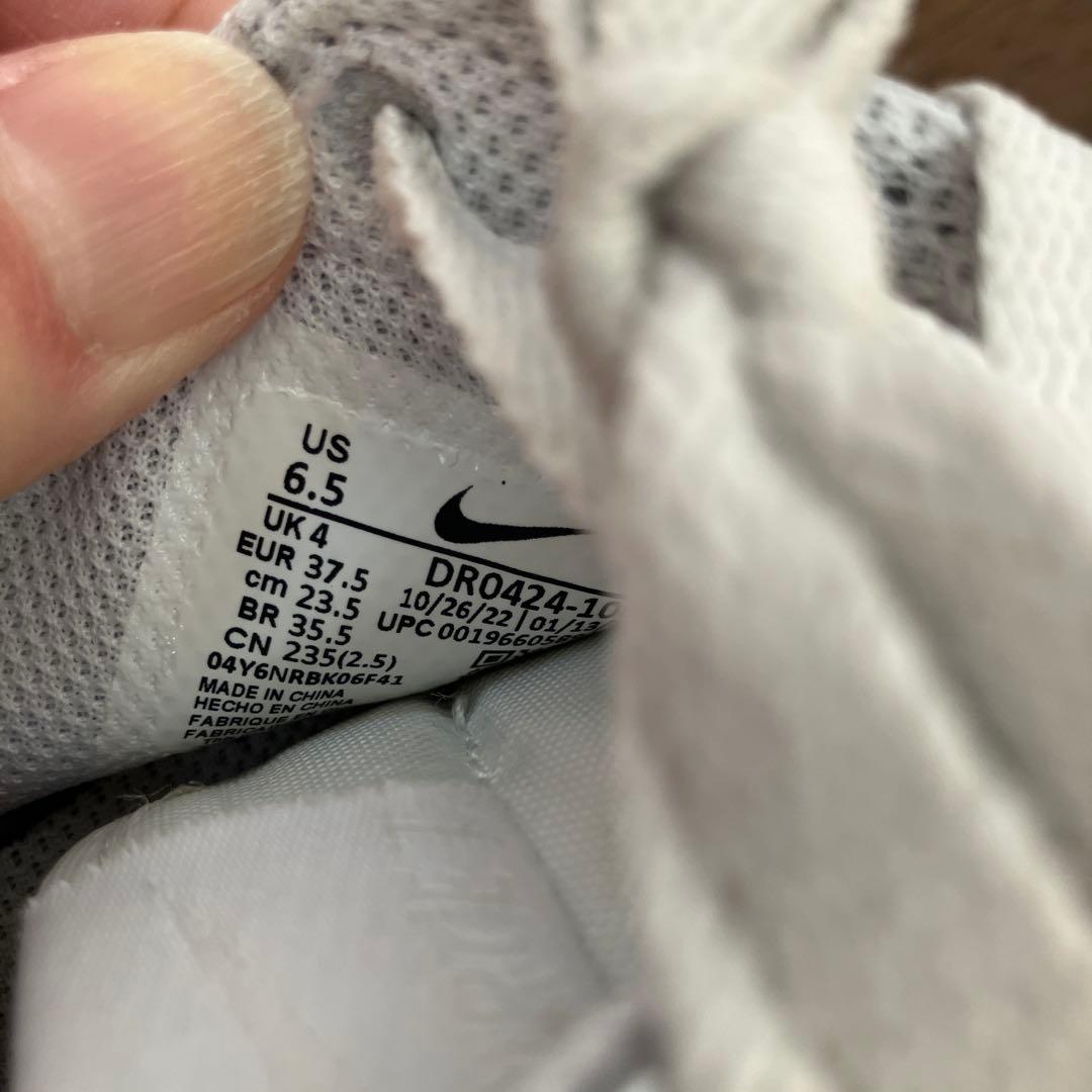 Nike × Jacquemus 23.5 白　ジャックムス