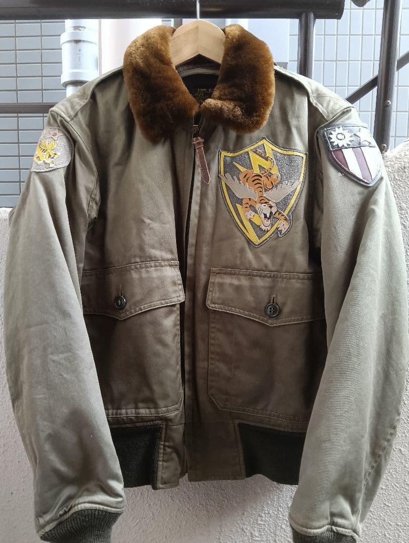 激レア！ バズリクソンズ　B-10