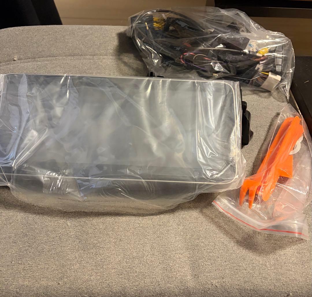 【yuu様用】【ほぼ新品】w205専用　Androidナビ　ベンツ アンドロイド