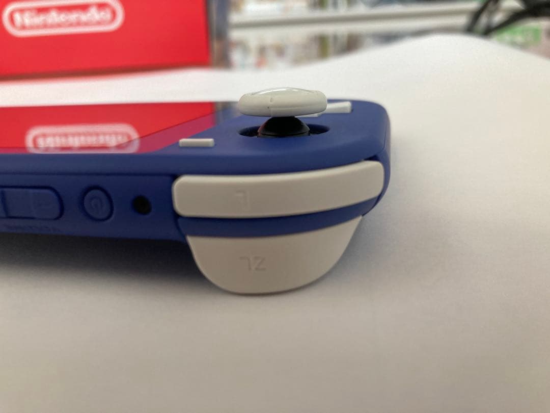 【まき】Nintendo Switch Lite ブルー