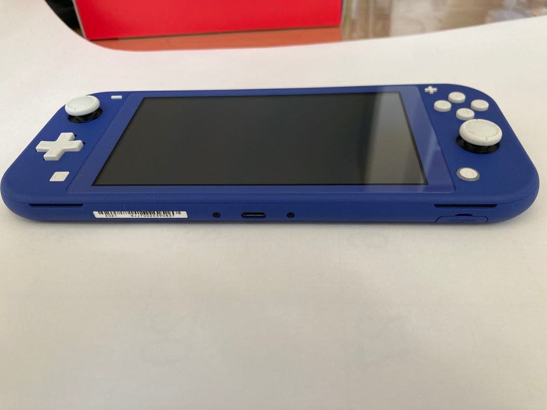 【まき】Nintendo Switch Lite ブルー