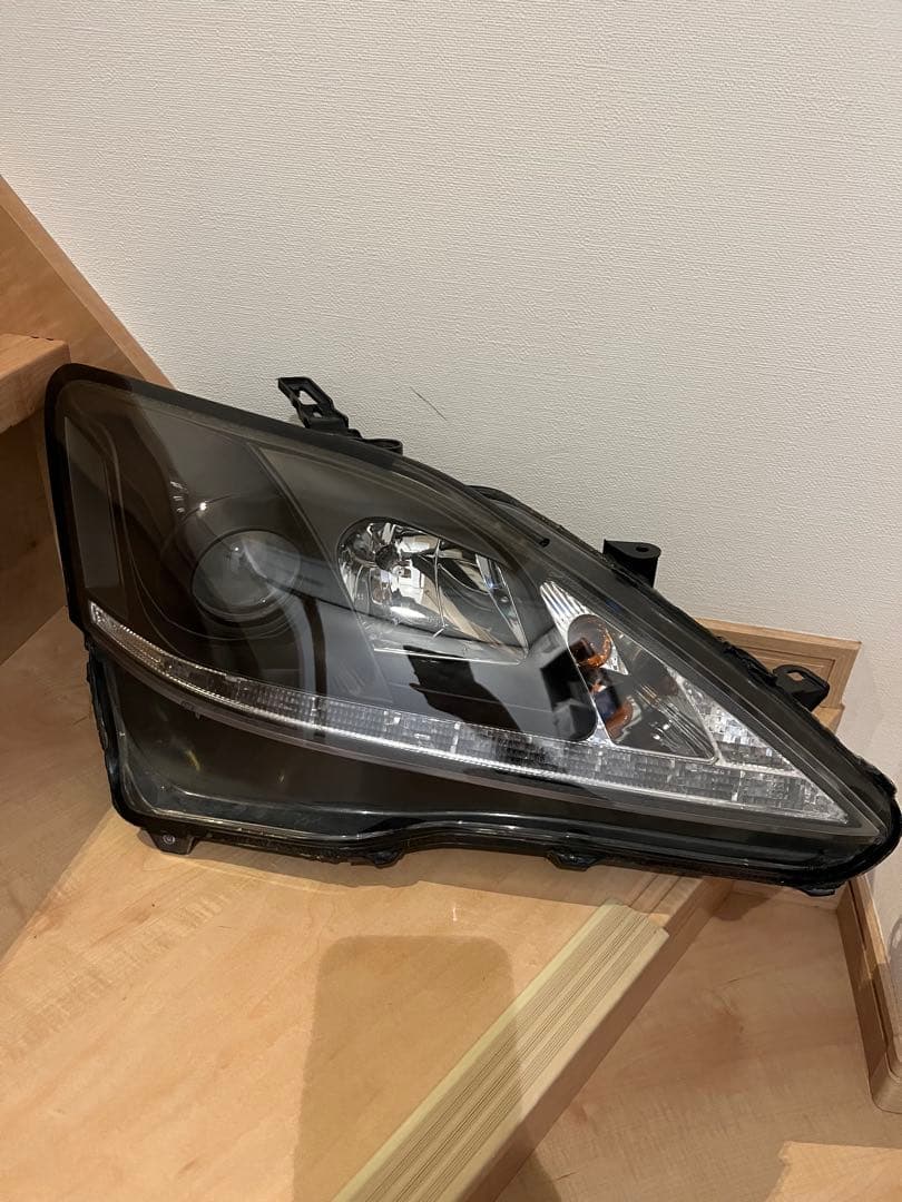 レクサス IS ライト GSE20 GSE21 左右一台分 社外品 中古