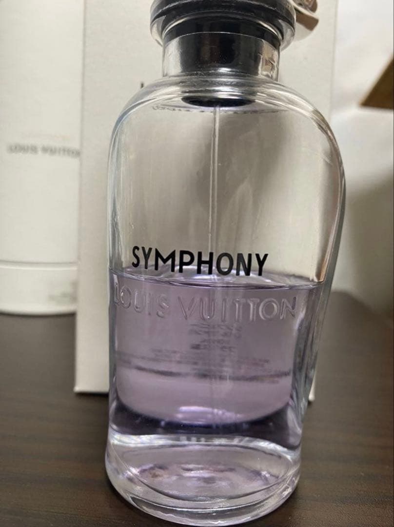 LOUIS VUITTON SYMPHONY 香水