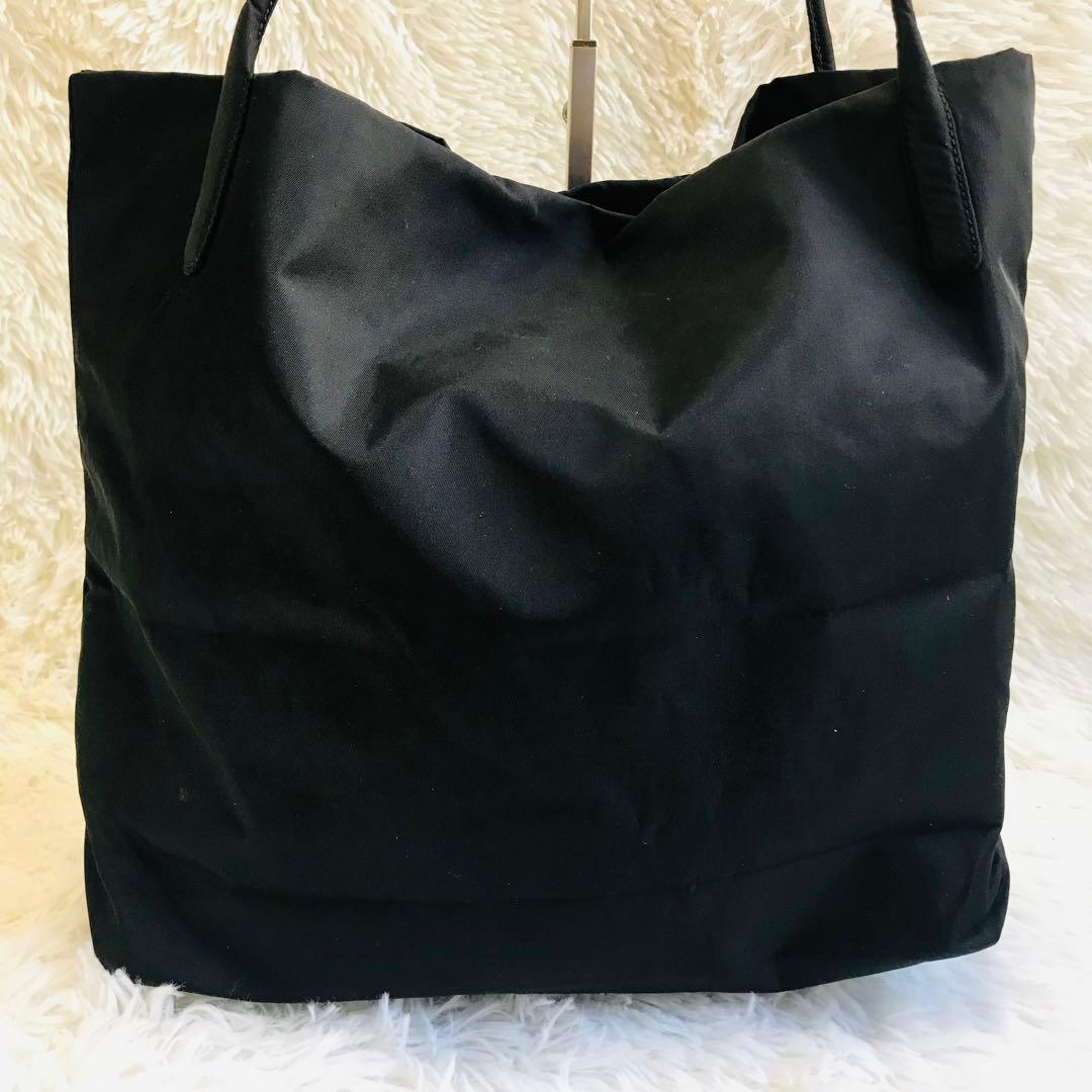 【極美品】プラダ ショルダーバッグ 三角ロゴ ナイロン 黒 肩掛け