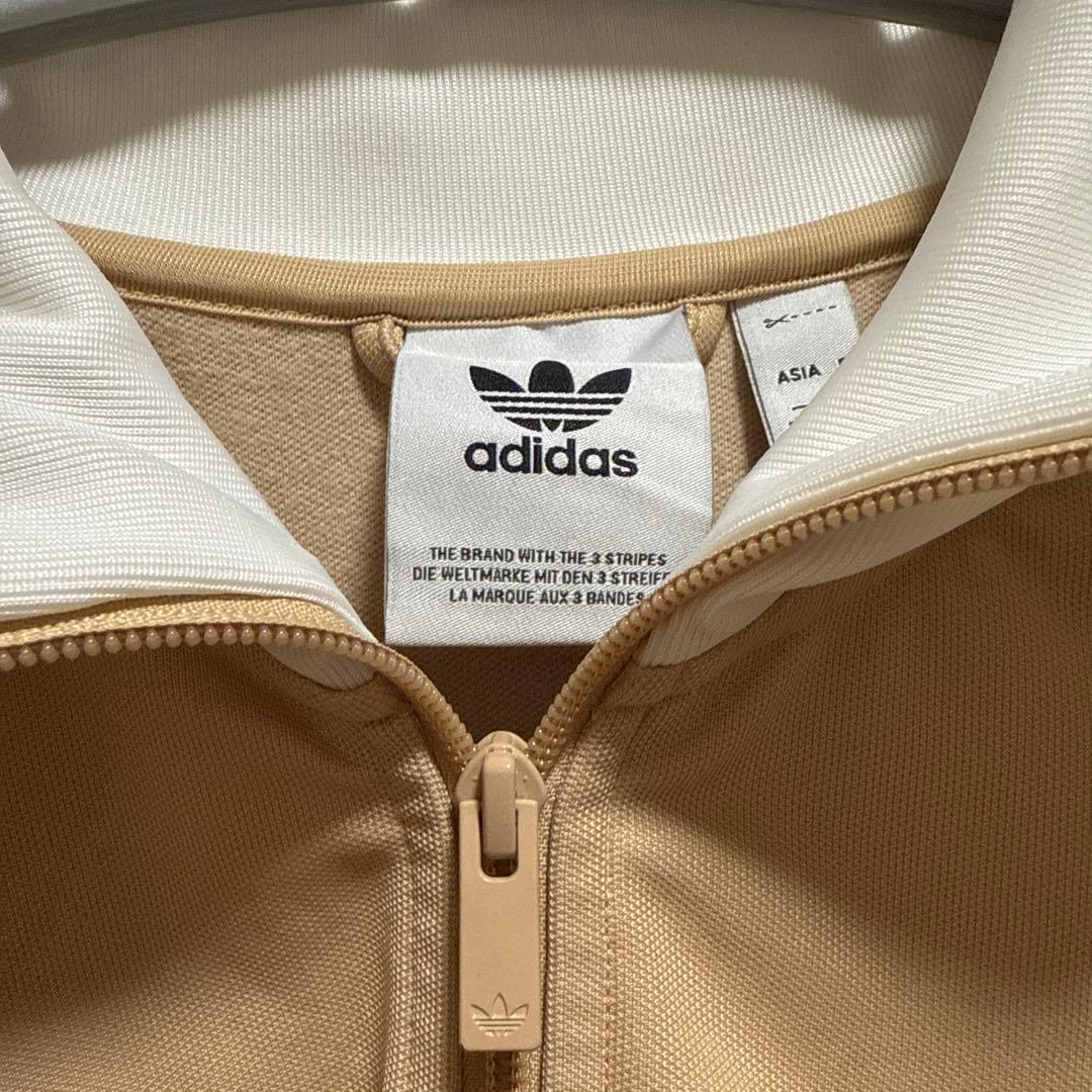 adidas トラックジャケット　公式