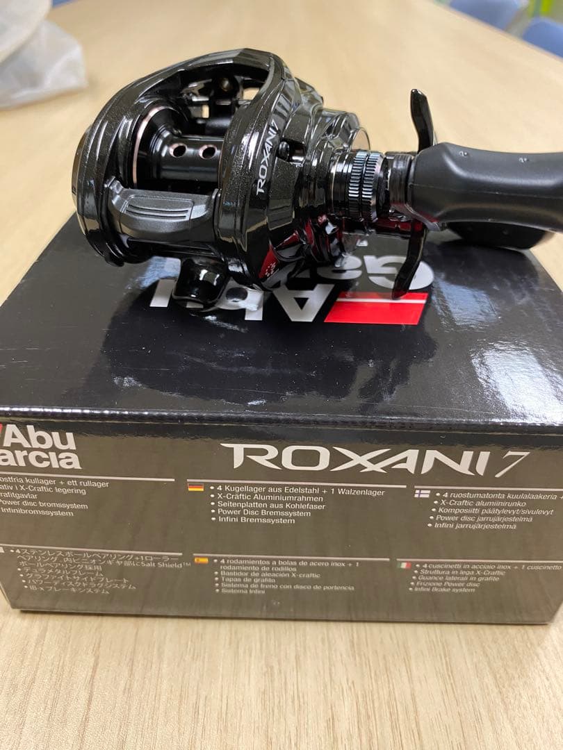 アブガルシア ベイトリール　ロキサーニ7（旧モデル）bf8純正スプール付き