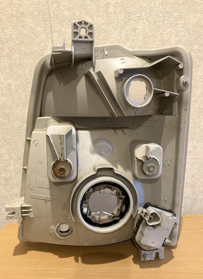 スズキ キャリィ DA63Tヘッドランプ左右セットレベライザー付き(本体のみ)