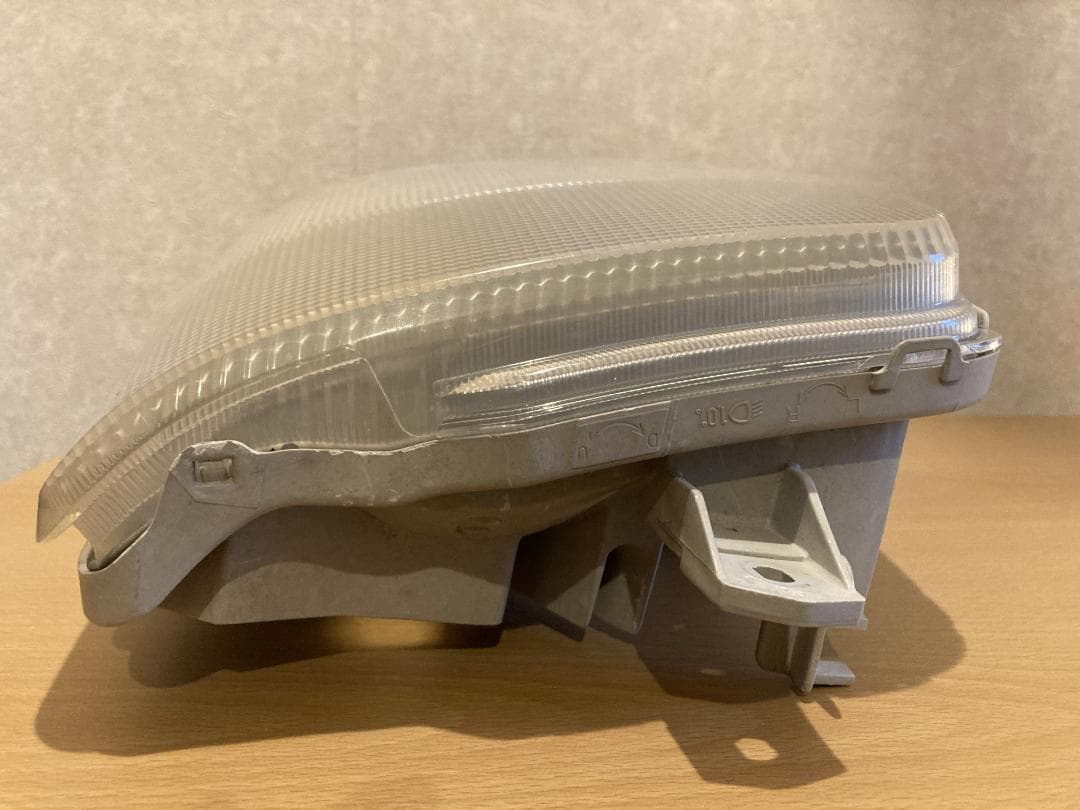 スズキ キャリィ DA63Tヘッドランプ左右セットレベライザー付き(本体のみ)