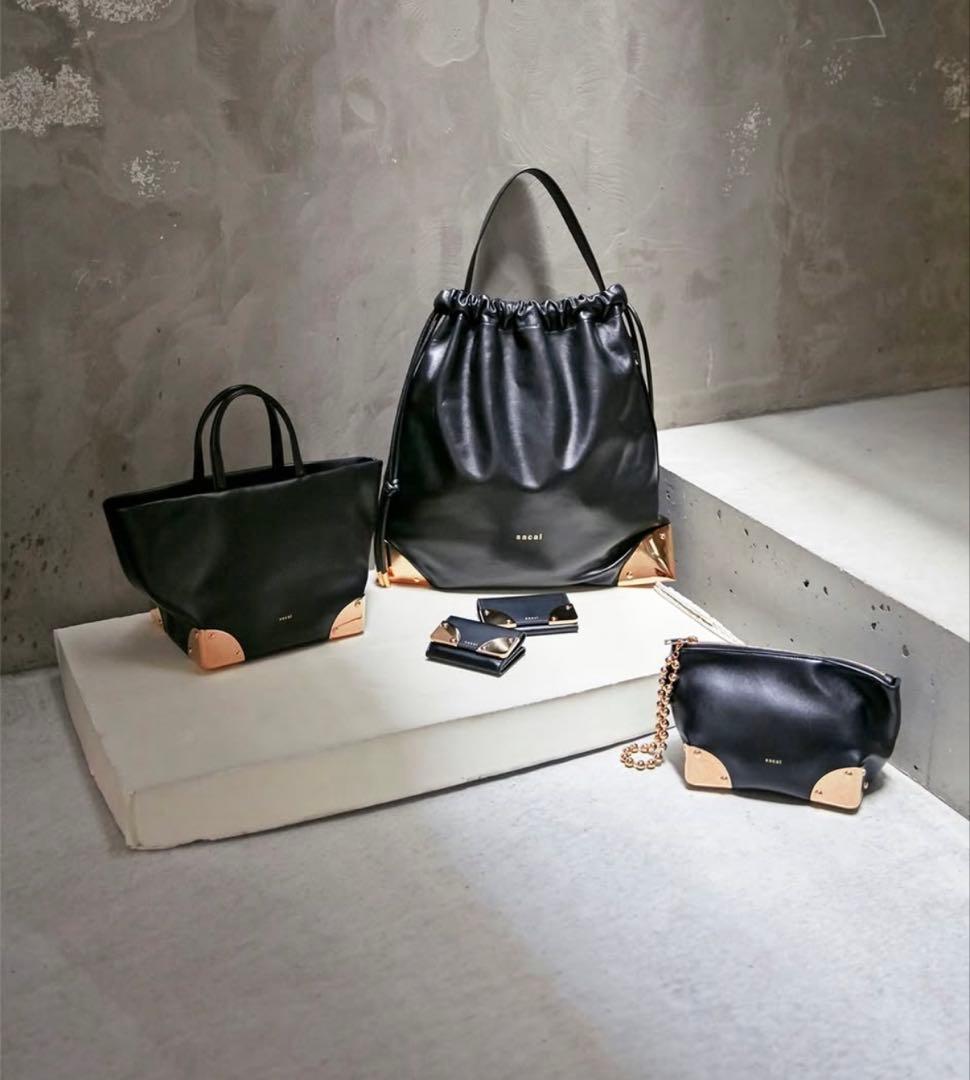 Sacai コーナーメタルクラッチ