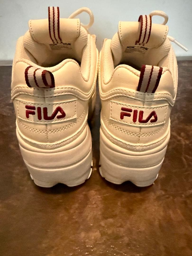 FILA ホワイト 厚底スニーカー 約7cmアップ 23cm（22.5cm向け）