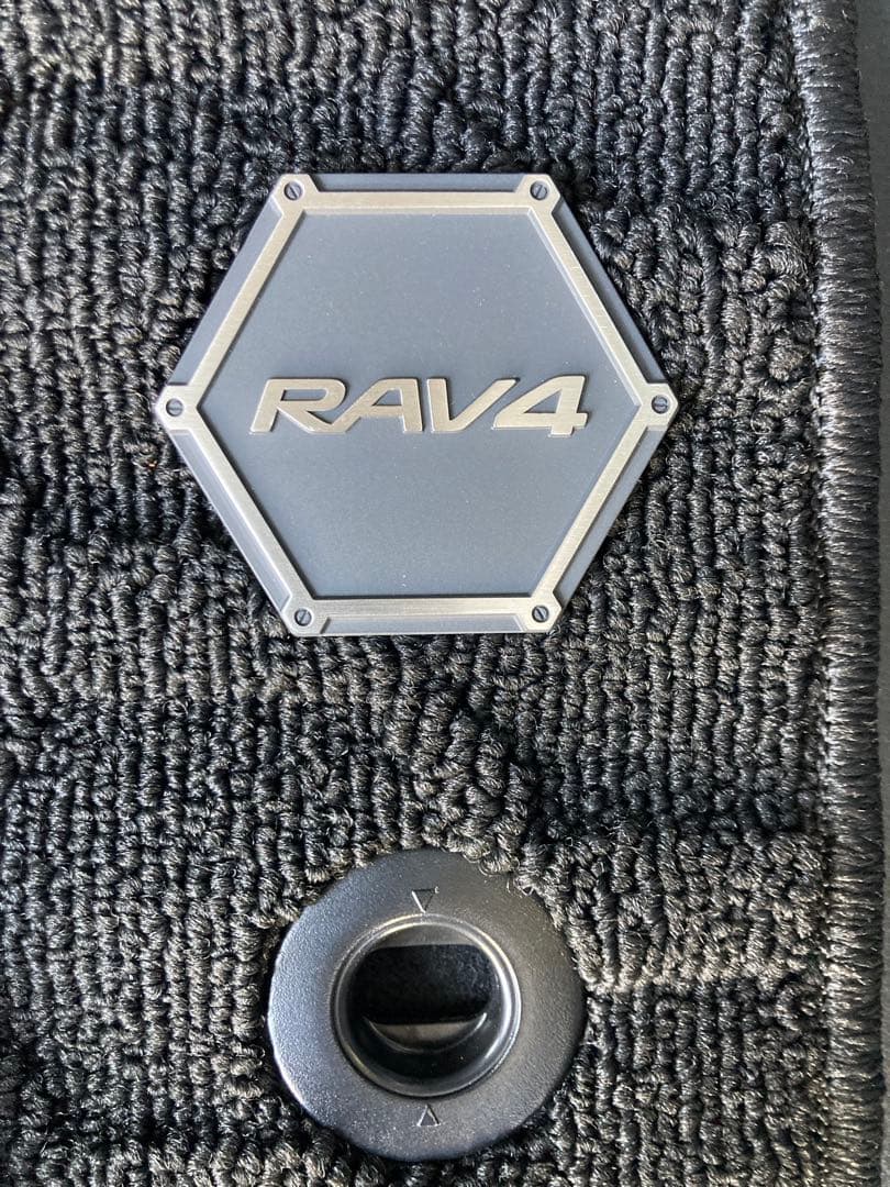 RAV4 純正フロアマット ※未使用品