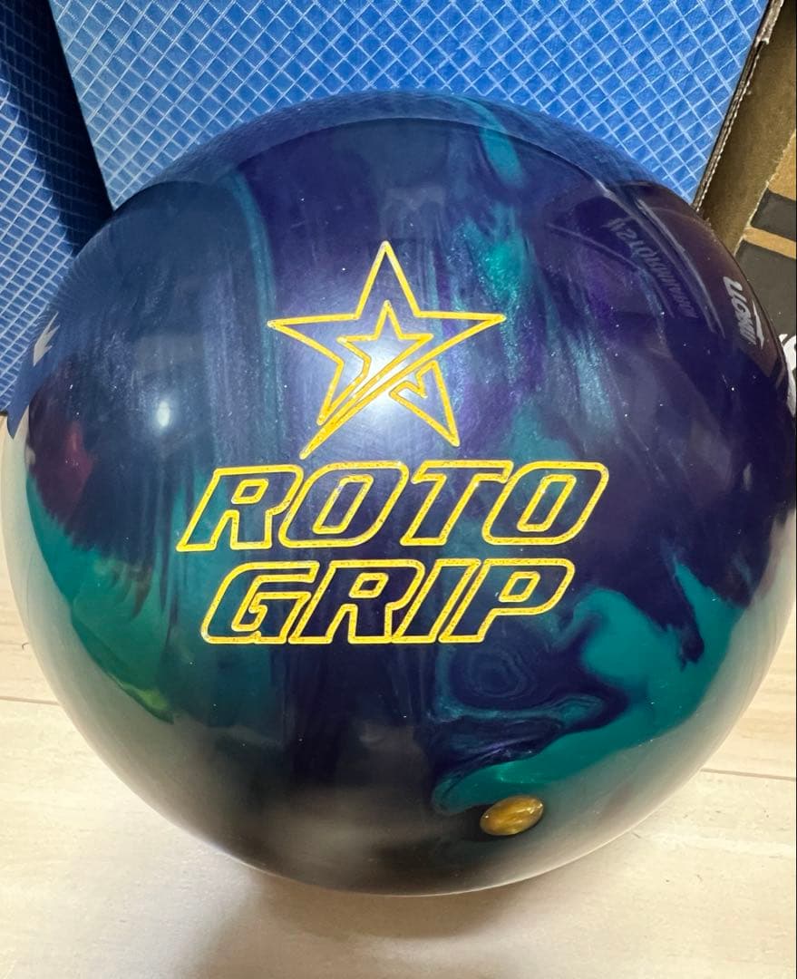 【新品】ボウリング　ジェムパール　15ポンド