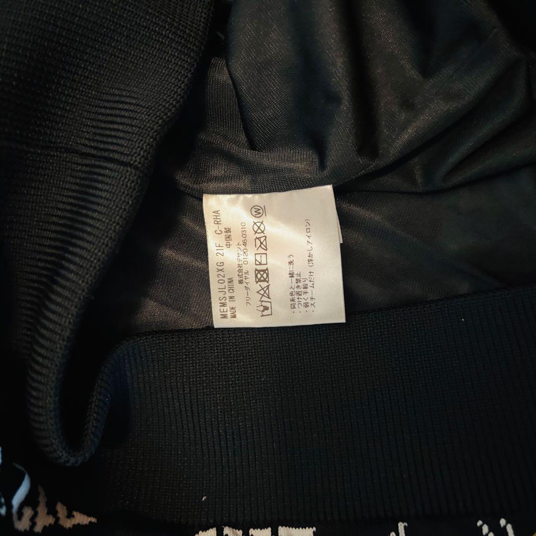 【極美品】V12×マンシングウェア　m12 セーター　ブラック　総柄　ロゴ