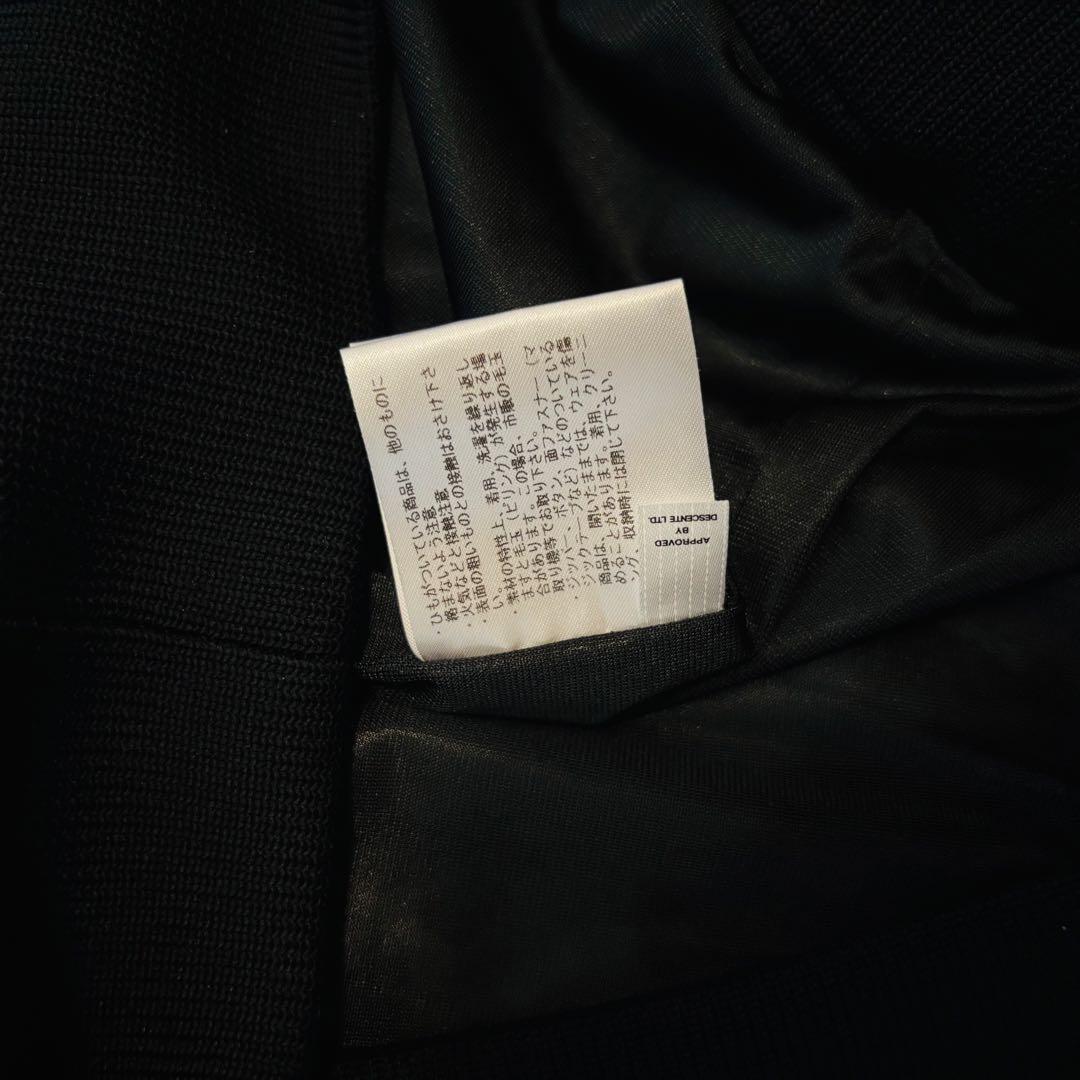 【極美品】V12×マンシングウェア　m12 セーター　ブラック　総柄　ロゴ