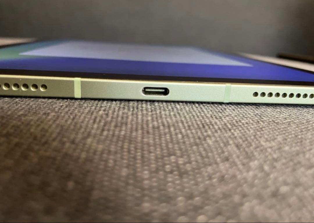 Apple iPad Air 4 本体